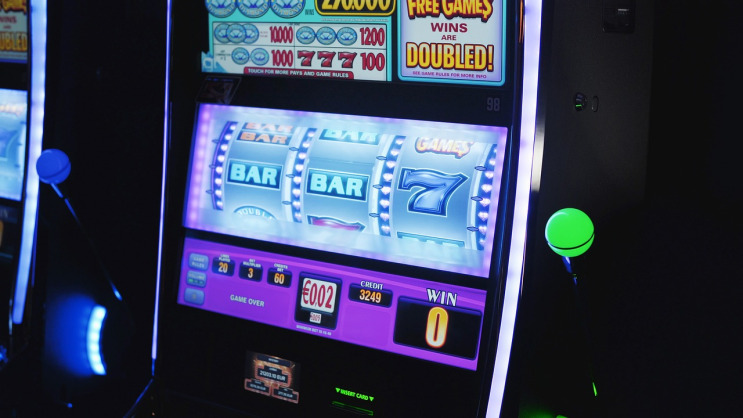 Online slots games with glowing jackpot reels at UFA Online ASEAN